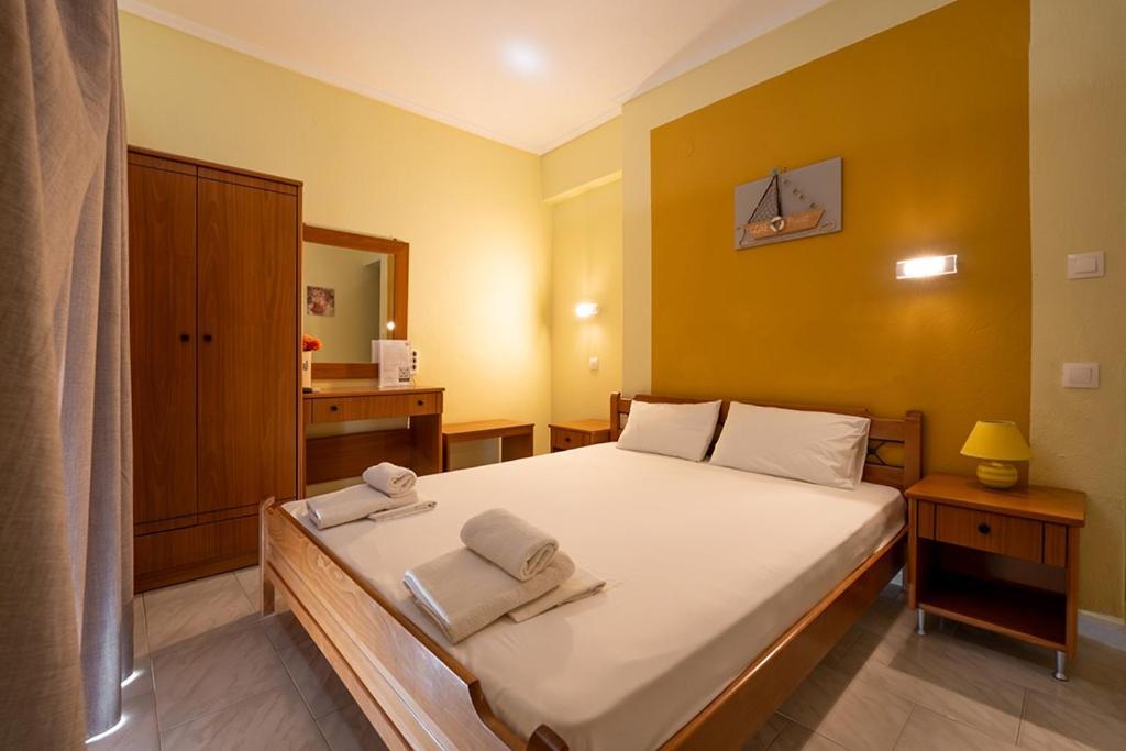 Dionisos Apartments Paralia Dionysiou Exterior foto